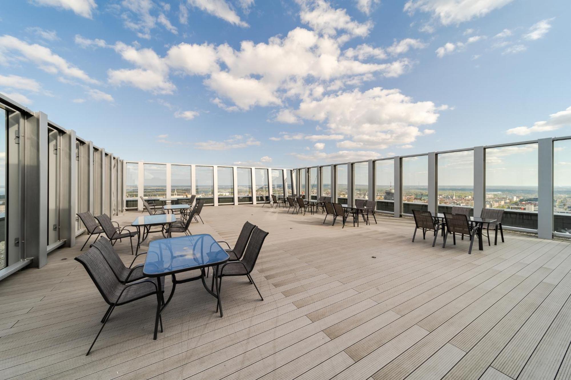 Hanza Tower Apartment No. 524 - Swimming Pool, Jacuzzi, Balcony 슈체친 외부 사진